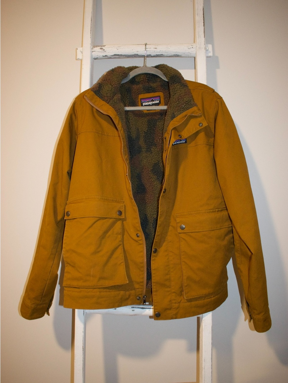 Patagonia Men's Mustard Field Jacket with Sherpa Lining